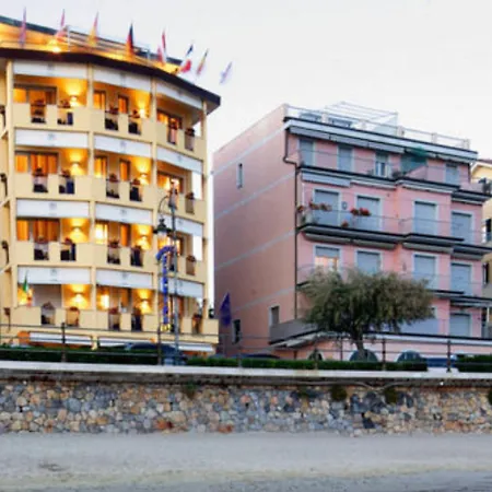 酒店 佛罗里达莱里奇酒店 3*