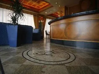 酒店 佛罗里达莱里奇酒店 3*