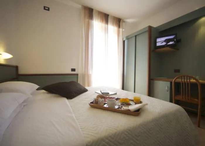 Hotel Florida 3*